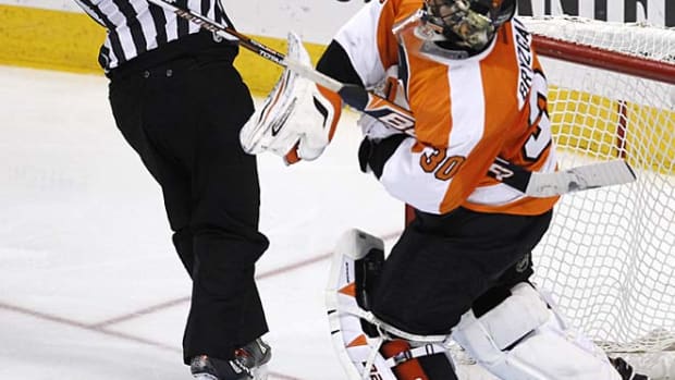 130411172720-ilya-bryzgalov-throws-single-image-cut.jpg